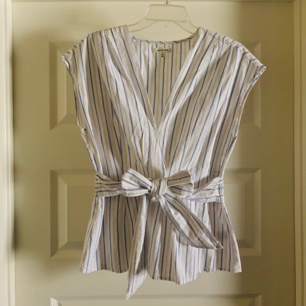 Cotton/Linen front tie blouse